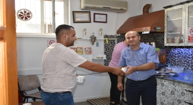 İskilip Belediyesi aşure dağıttı