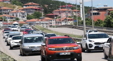 Kurban Bayramı tatili dönüşü Samsun-Ankara kara yolunda yoğunluk yaşanıyor
