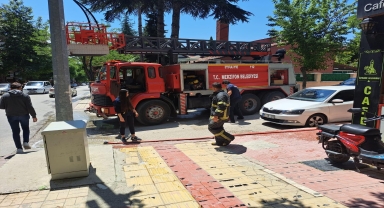 Merzifon'da kafede çıkan yangın söndürüldü