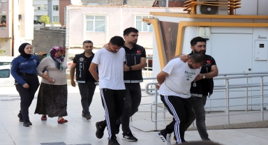 Ordu'da ticari taksi ile kente uyuşturucu getirmek isteyen 3 zanlıdan biri tutuklandı