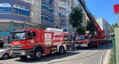 Samsun'da apartman dairesinde çıkan yangın hasara yol açtı