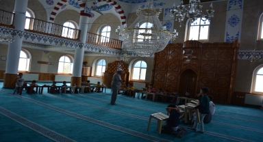 Sulusaray'da yaz Kur'an kurslarına 150 öğrenci katılıyor