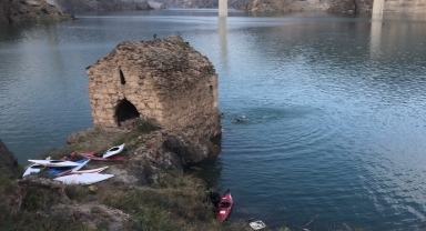 Yusufeli Barajı'nda bot ve kano turizmi başladı