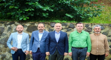 Adil Karaismailoğlu, Trabzon'da taziye ziyaretlerinde bulundu