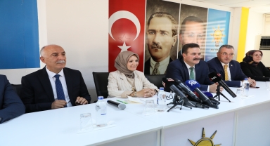 Aile ve Sosyal Hizmetler Bakanı Mahinur Özdemir Göktaş, Amasya'da partililerle buluştu: