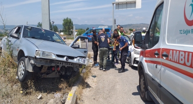 Bolu'da iki otomobilin çarpıştığı kazada 1 kişi yaralandı