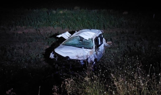 Çorum'da şarampole devrilen otomobilin sürücüsü yaralandı