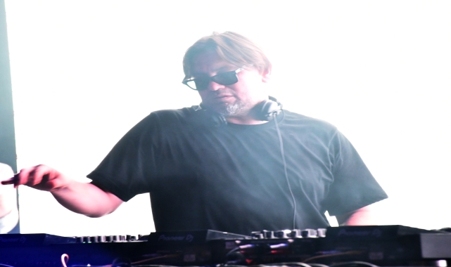 "Dünya Düzce Günleri" DJ performansı ve Motive konseriyle devam etti
