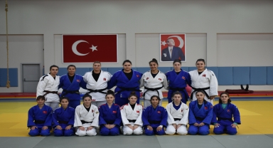 Genç Kadın Judo Milli Takımı, Avrupa Şampiyonası hazırlıklarını Trabzon'da sürdürüyor