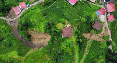 GÜNCELLEME - Rize'de şiddetli yağış etkili oldu