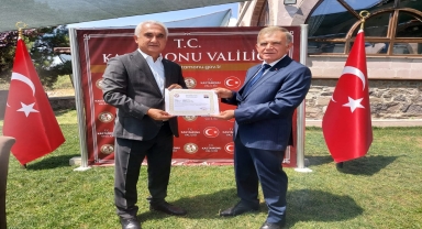 Kastamonu Milli Eğitim Müdürü Bahçacıoğlu'na veda programı düzenlendi