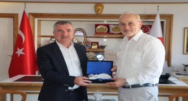 OMÜ Rektörü Ünal'dan Havza Belediye Başkanı Özdemir'e ziyaret