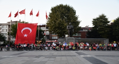 Sakarya ve Düzce'de 30 Ağustos Zafer Bayramı dolayısıyla etkinlikler yapıldı