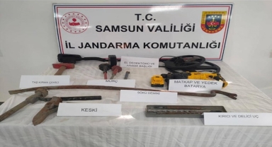 Samsun'da kaçak kazı yapan 2 şüpheli gözaltına alındı
