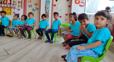Samsun'da mevsimlik işçilerin çocukları fındık bahçesine değil okula gidiyor