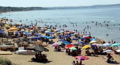 Sinop plajlarındaki yoğunluk Akdeniz ve Ege'yi aratmıyor