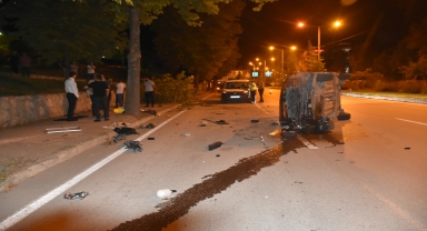 Sinop'ta devrilen otomobilin sürücüsü aracını bırakıp kaçtı