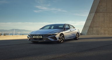 Sportif sedan yeni Hyundai Elantra Türkiye'de