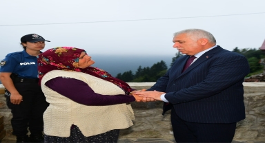 Trabzon Valisi Yıldırım, şehit Eren Bülbül'ün kabrini ziyaret etti
