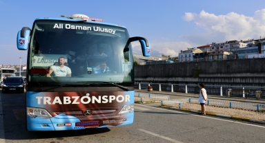 Trabzonspor kafilesi, Galatasaray maçı için İstanbul'a gitti