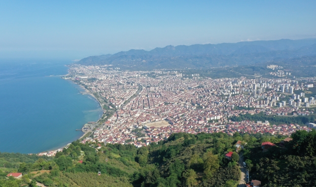 Turistler Boztepe'den manzara izlemeden Ordu'dan ayrılmıyor