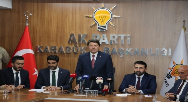 Adalet Bakanı Tunç, AK Parti Karabük İl Başkanlığında konuştu: