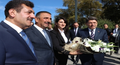 Adalet Bakanı Tunç, Zonguldak'ta gazetecilerin sorularını yanıtladı: