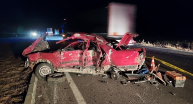 Amasya'da yolcu otobüsü ile otomobilin çarpıştığı kazada 2 kişi öldü