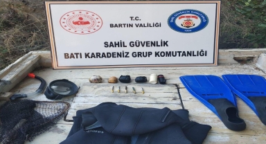 Bartın'da dinamitle balık avlayan 2 kişiye 33 bin 127'şer lira para cezası