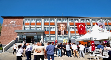 Düzce'de hayırsever iş insanının yenilediği okul açıldı