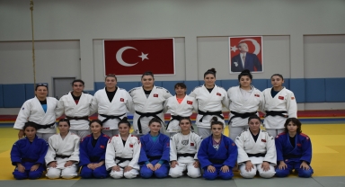 Genç Kadın Judo Milli Takımı, dünya şampiyonası hazırlıklarını Trabzon'da sürdürüyor
