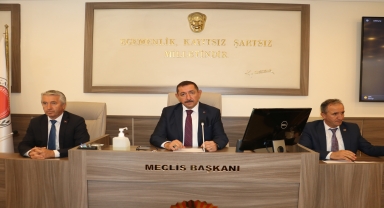 GÜNCELLEME - Kastamonu Belediye Başkanı'nın bulunduğu panelvan otomobille çarpıştı