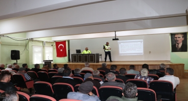Havza'da servis araç yetkilileri, sürücüleri ve rehber personeline trafik eğitimi