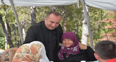 İskilip Belediyesi yaşlılar için piknik etkinliği düzenledi