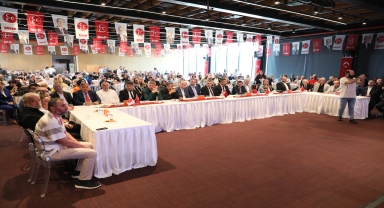 MHP İlkadım İlçe Kongresi'nde Yavuz Anuk başkan seçildi