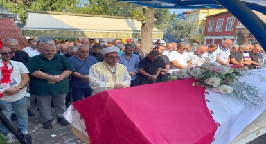 Oyuncu Seda Fettahoğlu'nun cenazesi memleketi Giresun'da toprağa verildi