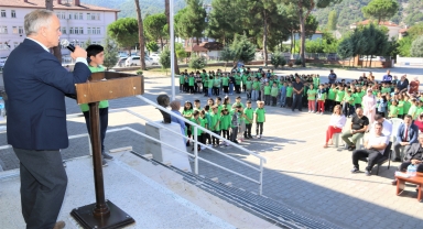 Taşova'da İlköğretim Haftası kutlandı