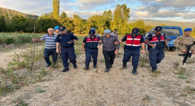 Tokat’ta kaybolan 80 yaşındaki Alzheimer hastası jandarma ekiplerince bulundu