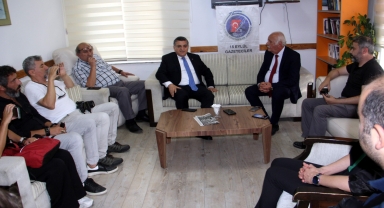 Vali Özarslan'dan, Sinop 15 Eylül Gazeteciler Cemiyetine ziyaret