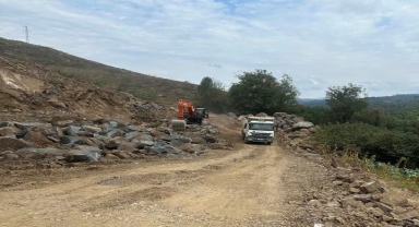 Yığılca'da yapılacak TOKİ konutlarının hafriyat çalışmaları başladı