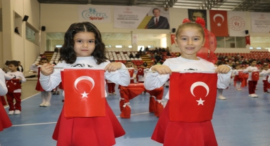 Amasya'da anaokulu öğrencileri Cumhuriyetin 100. yılını kutladı