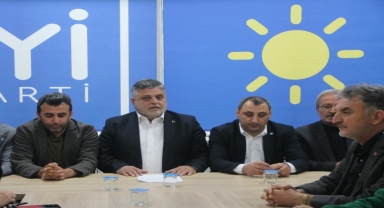 Amasya'da İYİ Parti'den yaklaşık 300 kişi istifa etti