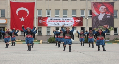 Amasya'da öğretmen ve öğrencilerden