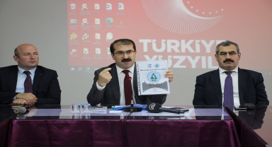 Artvin Milli Eğitim Müdürü Fahri Acar, gazetecilerle bir araya geldi