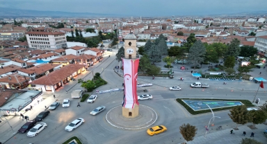 Çorum Belediyesi, tarihi Saat Kulesi'ne