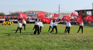 Çorum'un ilçelerinde Cumhuriyet'in 100. yılı kutlandı
