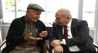 Evinden çıkamayan yaşlılar