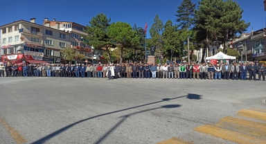 Tosya'da, Filistin'de hayatını kaybedenler için gıyabi cenaze namazı kılındı