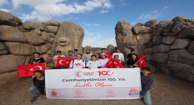Üniversite öğrencileri Hattuşa Antik Kenti'ni görüntüledi