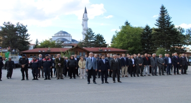 Yeniçağa'da Muhtarlar Günü dolayısıyla program düzenlendi